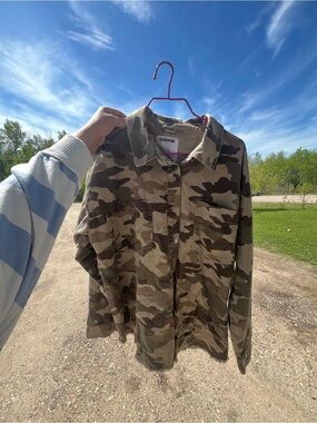 GARAGE Camouflage Button-Up Jacket